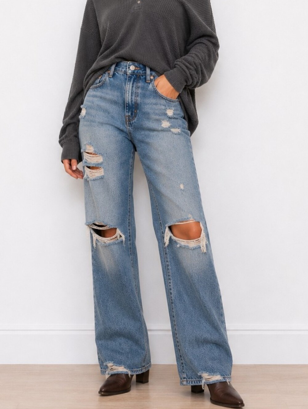 Garage Denim Mom Jeans Size 1 25 Distressed Ripped Medium Wash High Rise